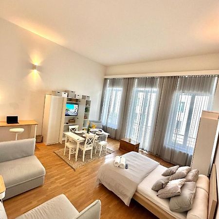 European Comission Beautiful Studio Apartment Brussels Exterior photo